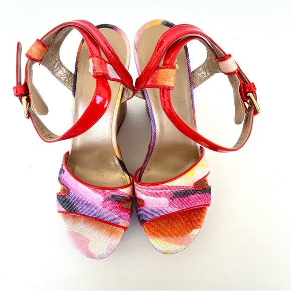 STUART WEITZMAN Orange Patent Leather w Multicolor Canvas Wedge Sandals Sz 9 M - Picture 4 of 11